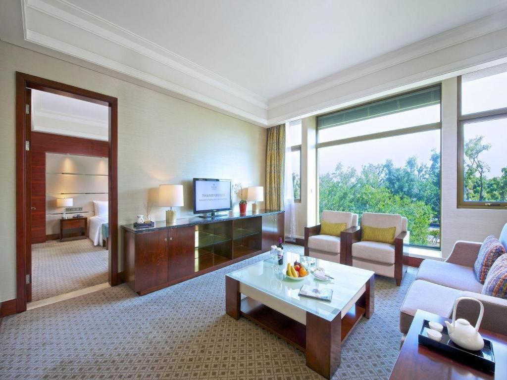 Suzhou Jinji Lake Grand Hotel Bagian luar foto